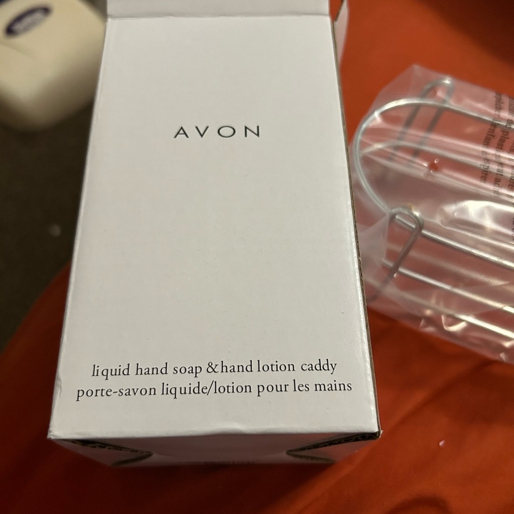 Avon vintage liquid hand soap and hand lotion caddy